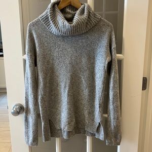 Gap Cosy Cowl Neck Light Grey 25% Wool Size Medium